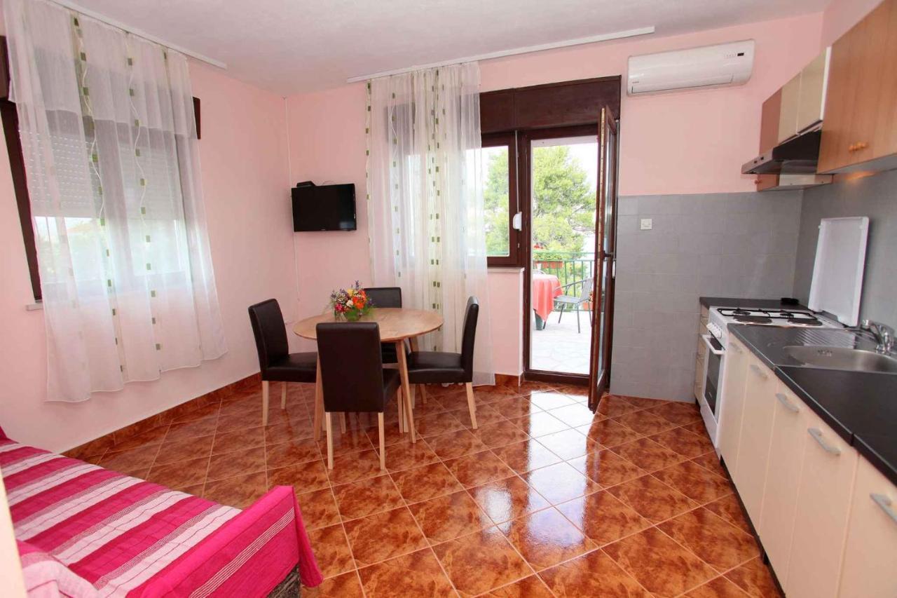Apartment Okrug Donji 6 โอครูกกอร์นญี ภายนอก รูปภาพ